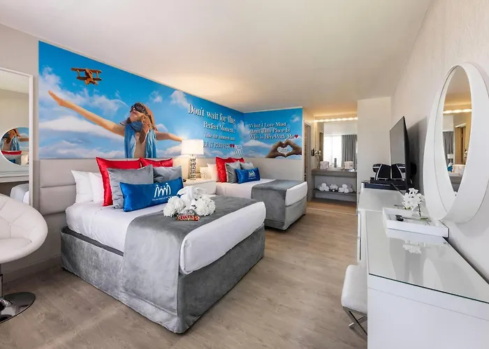 Magic Moment Resort & Kids Club, Dazzler Select By Wyndham