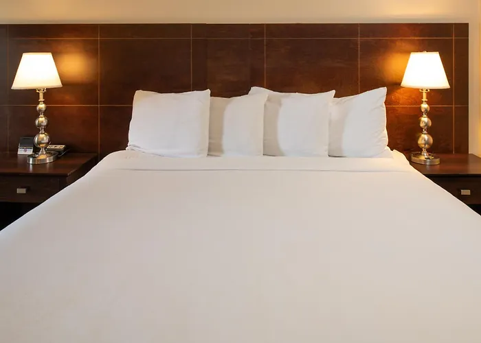 Scottish Fairway Inn