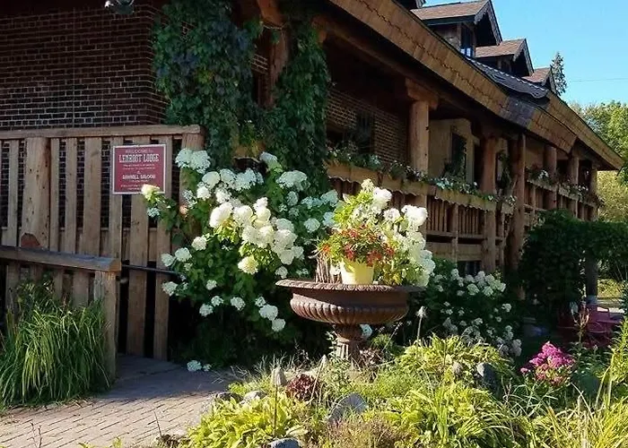 Lenroot Lodge