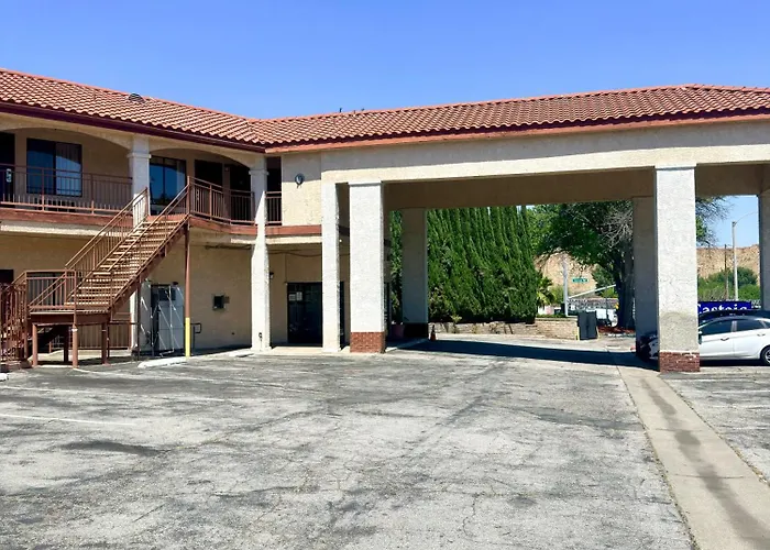 Castaic Inn Six Flags Valencia