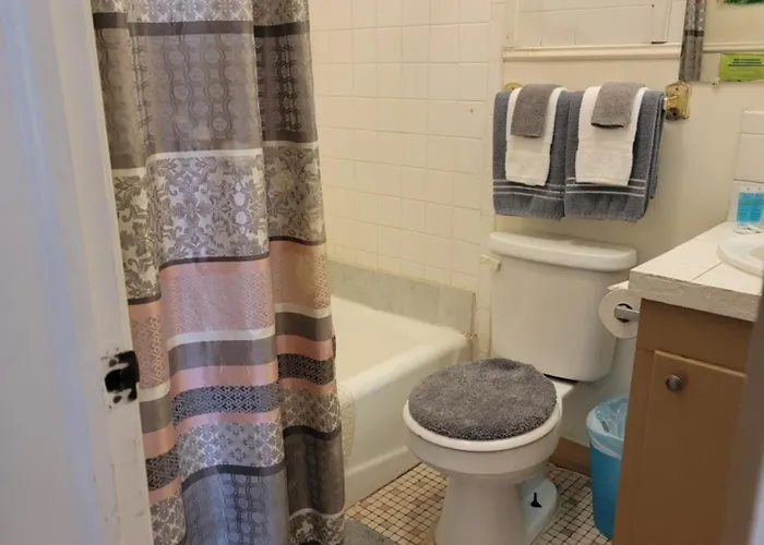 Canton Motel