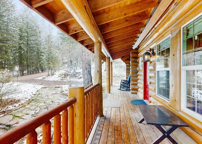 Cascade Lakeview Log Cabin