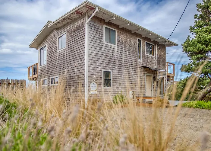 Shoreline Cottage