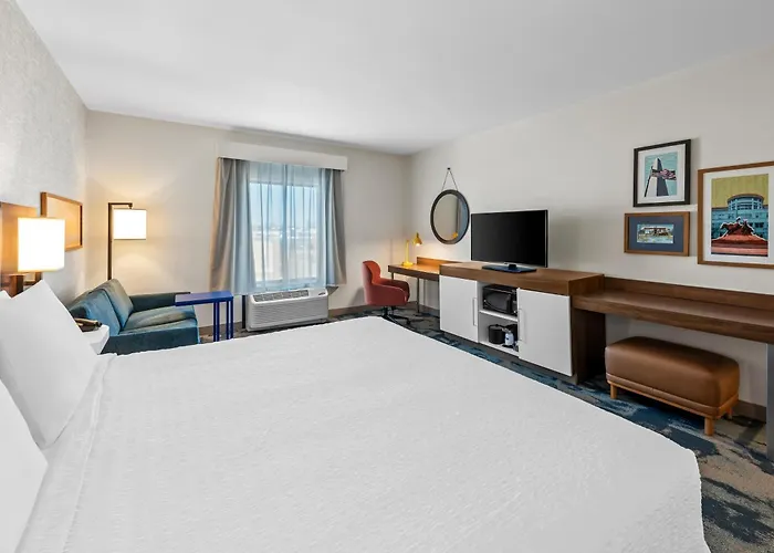 Hampton Inn & Suites Glenarden/Washington Dc