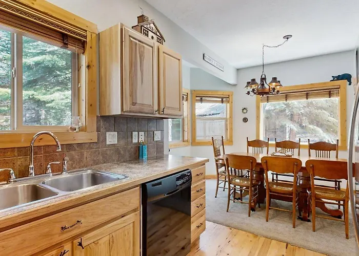 Rio Vista Family Cabin