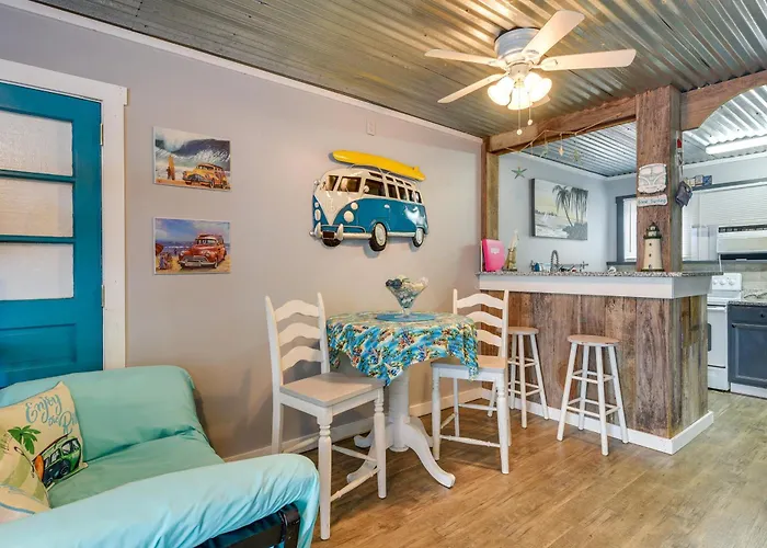 1 Mi To Ocean Isle Beach! Studio W/ Outdoor Oasis