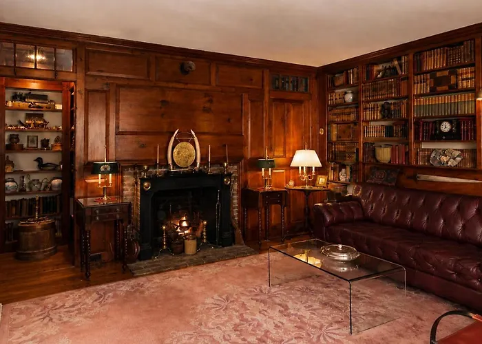 29 India House