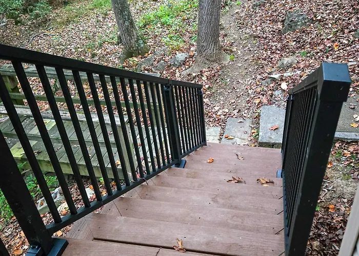 Pet-Friendly Cabin W/ Dock On Claytor Lake!