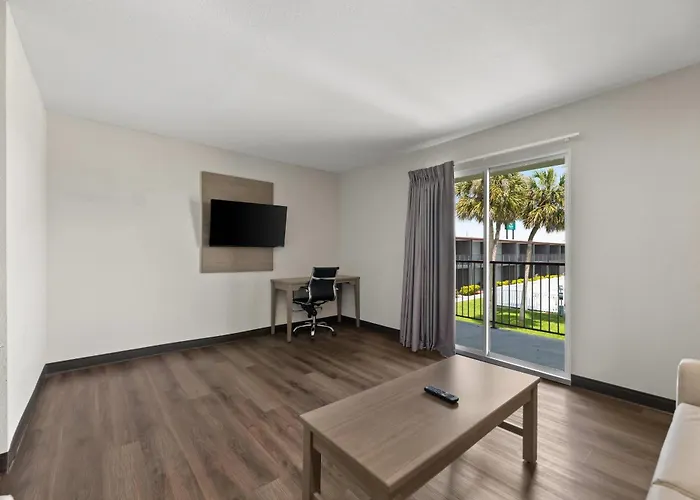 Quality Suites Wildwood - The Villages