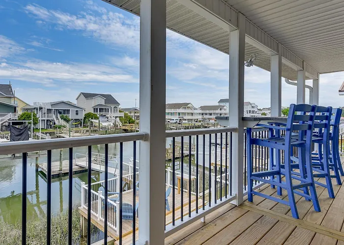 Gorgeous Oib Escape W/ Dock & Canal View!