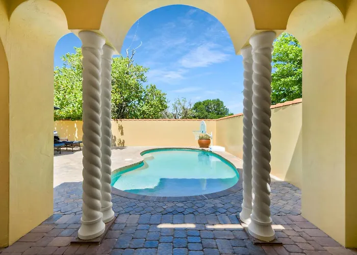 Villa Elena