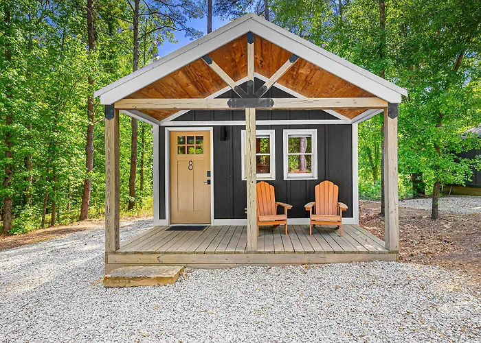 Cabin #8 Studio With Kitchenette