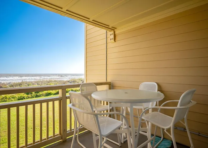 Cloud Nine By Oak Island Accommodations