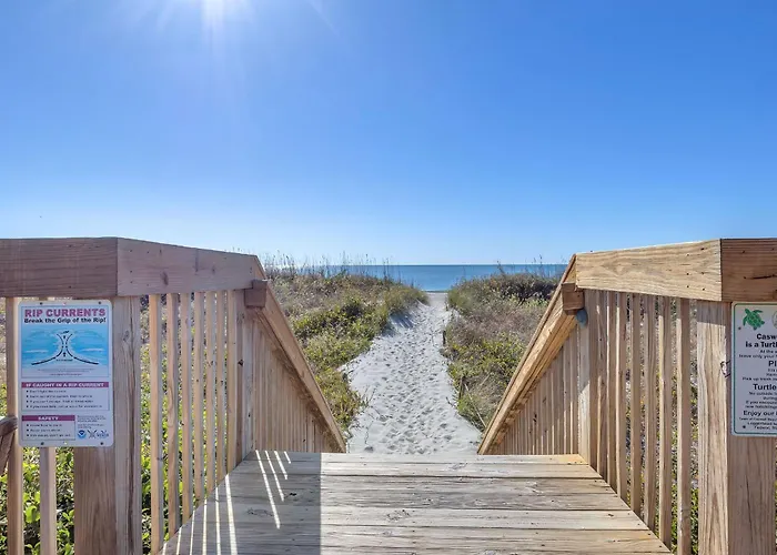 Beechouse By Oak Island Accommodations