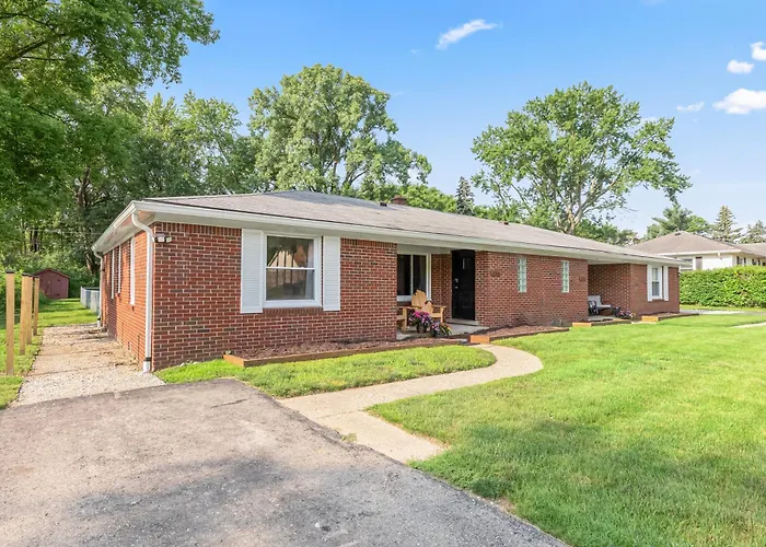 New! Peaceful & Relaxing 2Br Flat, Top Location