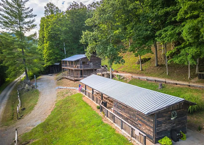 Ohio Starlight Glamping Cabins - A Peaceful Woodland Retreat