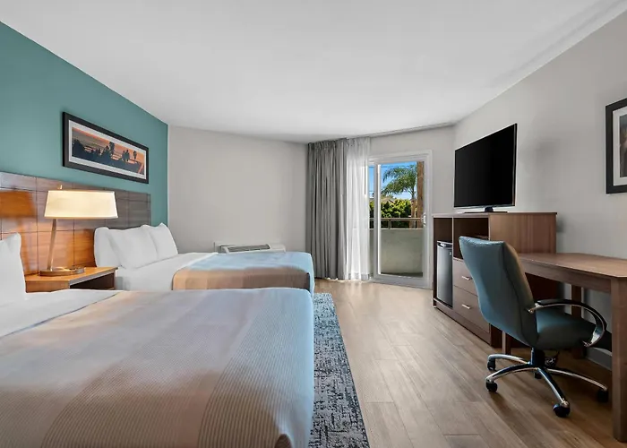 Quality Inn & Suites Hermosa Beach