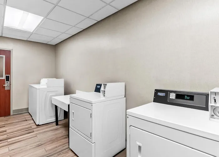 Hampton Inn & Suites Scottsburg