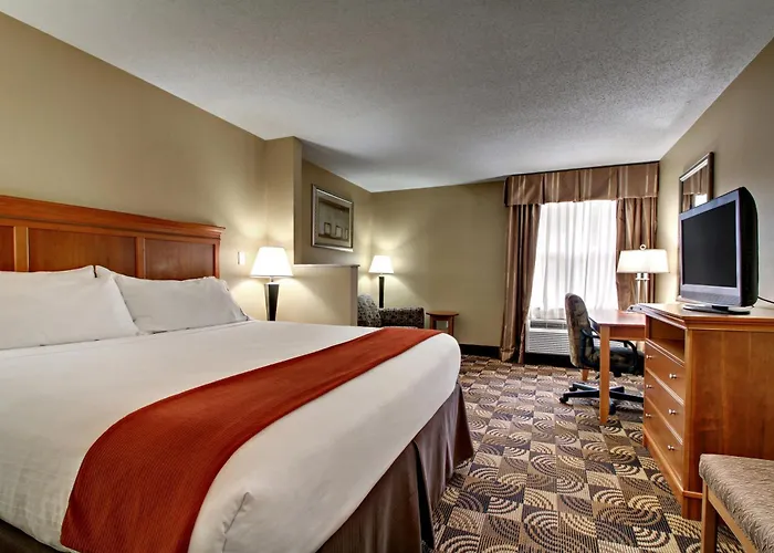 Holiday Inn Express Hurricane Mills Waverly By Ihg