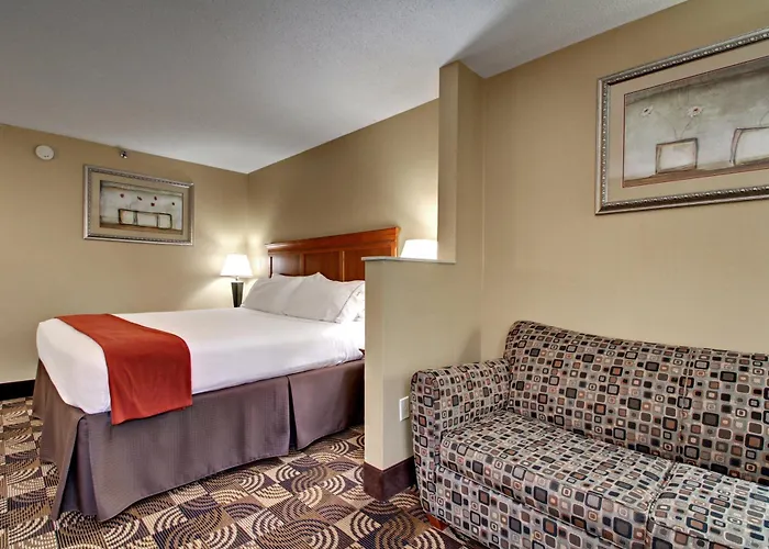 Holiday Inn Express Hurricane Mills Waverly By Ihg