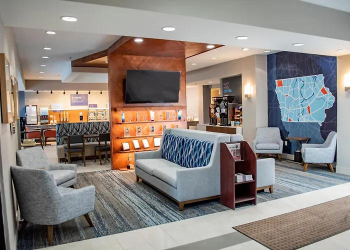Holiday Inn Express & Suites - Mason City By Ihg