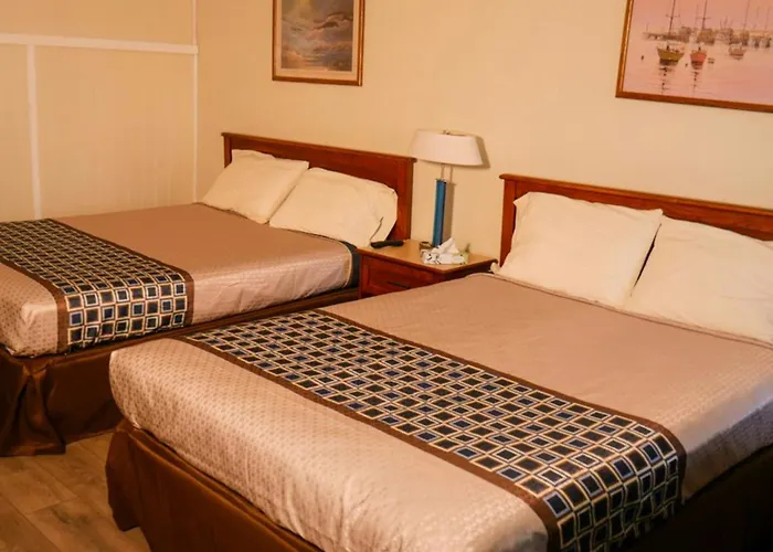 Hampton Motor Inn