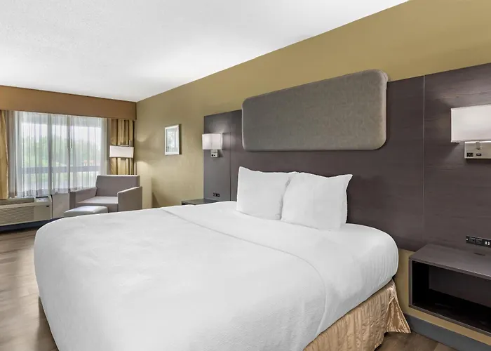 Best Western Plus Madison-Huntsville Hotel
