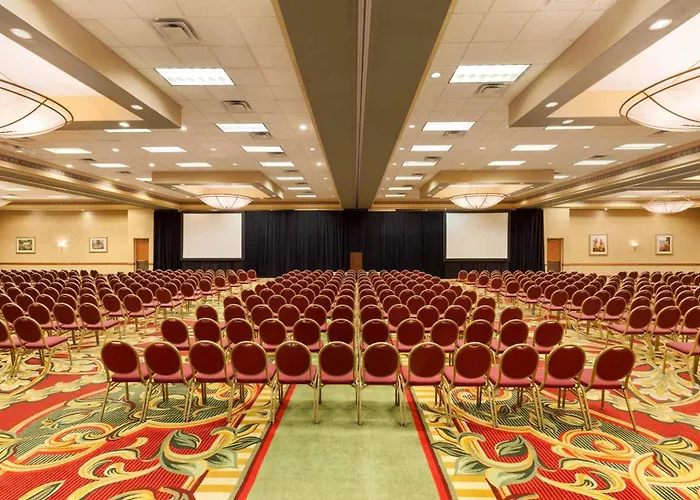 Radisson Hotel Cedar Rapids
