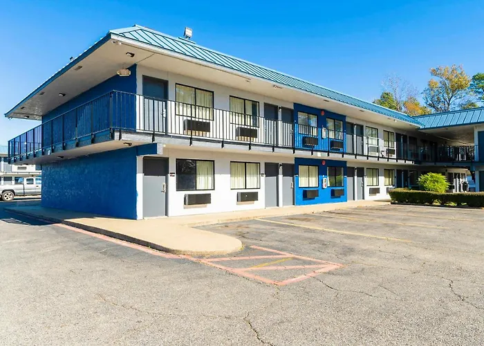 Xpress Inn & Extended Stays