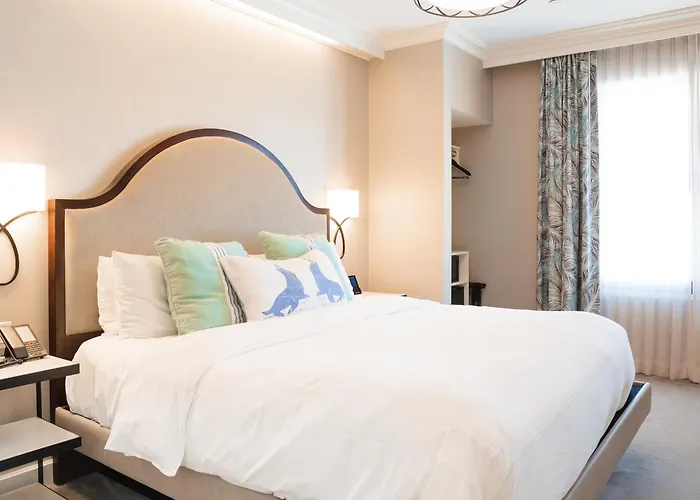 Hotel Atwater