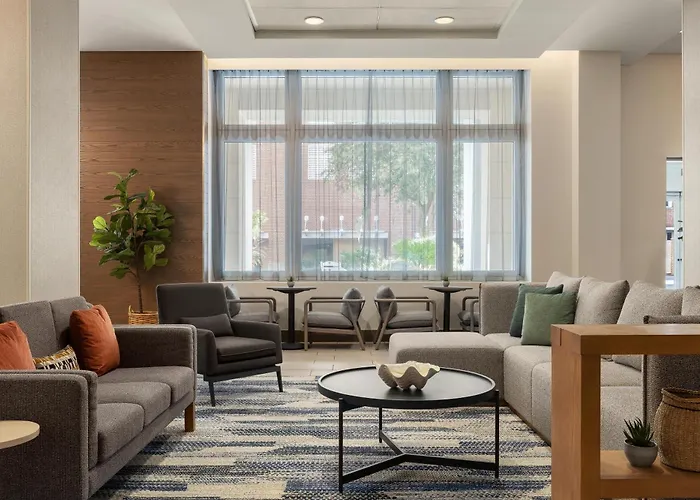 Hyatt House Charleston - Historic District