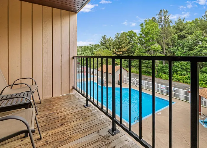 Best Western Ambassador Inn & Suites