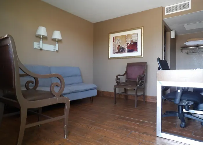 Econo Lodge Inn & Suites Yuma