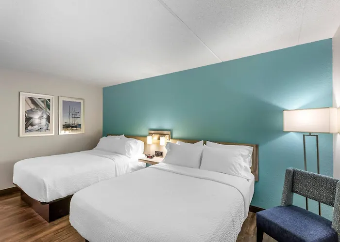 The Harborview On Lake Michigan, An Ascend Collection Hotel