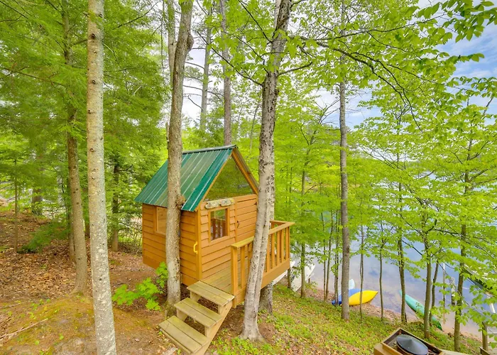 Powell Lake 'Up Badger Lodge Bnb' W/ Shared Dock