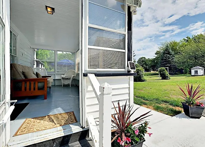 Old Orchard Cottage