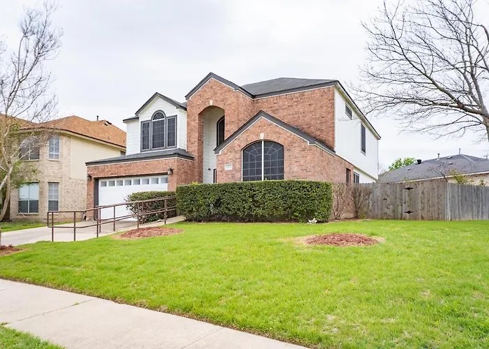 Spacious Beautiful Home Near Kalahari Resorts