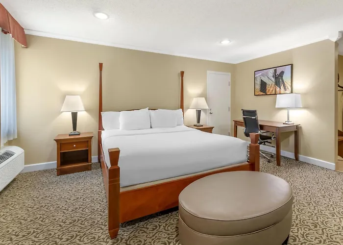 Best Western Plus Wooster Hotel & Conference Center
