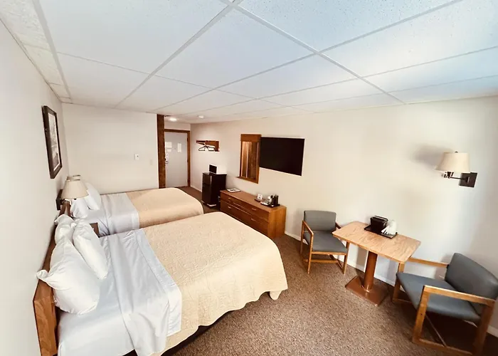 Lake Ontario Motel & Inn