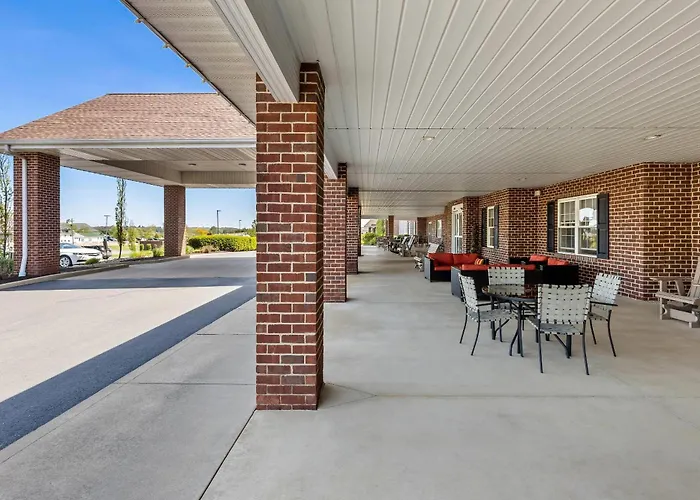 Comfort Suites Hotel And Conference Center