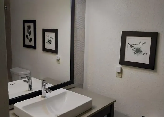 Country Inn & Suites By Radisson, Platteville, Wi