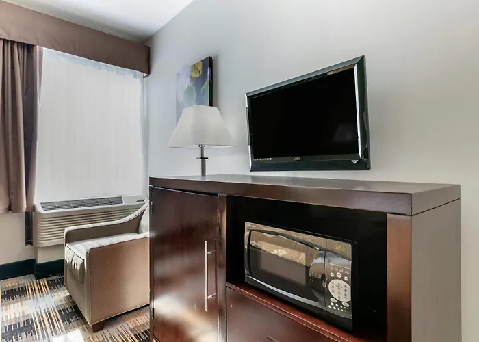 Quality Inn Cape Girardeau North