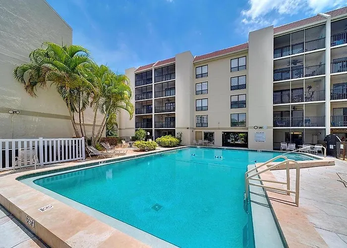 Siesta Key Beach - 2 Bedroom - 3 Beds - 3 Bathroom Duplex With Heated Swimming Pool