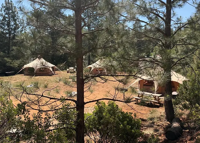 Yosemite Basecamp