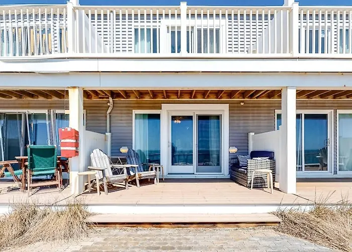 Nautical Haven At Seaside