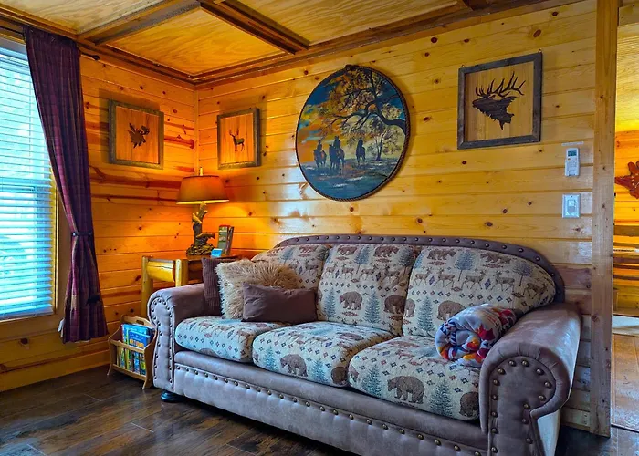 Yellowstone Treasure Guesthouses On The River