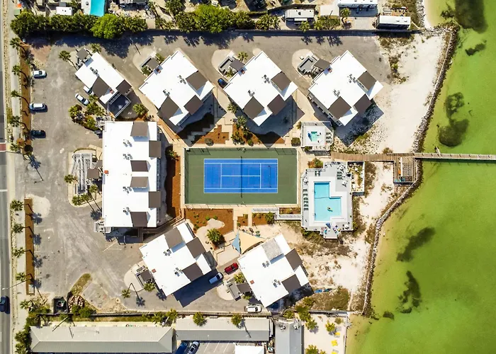 Soundside Holiday Beach Resort