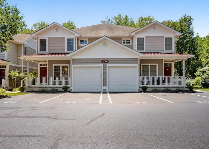 Oyster Bay Villas --- 37500 Kaitlyn Dr Unit #23