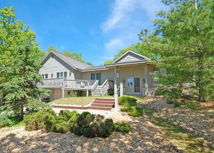Hal-Sea-On House