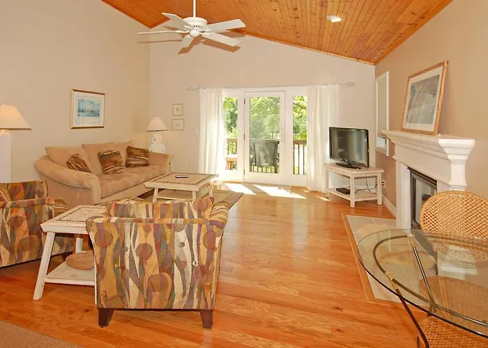 Hal-Sea-On House